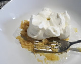 Foto del paso 1 de la receta: Salsa de yogurt con ajo escalibado, para dipear con boniato