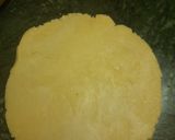 A picture of step 5 of Mini Apple & Pear Pie, Eggless.