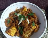 A picture of step 7 of Masala Gobhi Paneer.