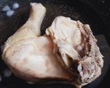 Hình bước làm 1 của món Phở gà trứng non