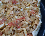 Foto del paso 8 de la receta: Tarta de pollo con morrón de lata y tomate