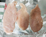 Foto del paso 1 de la receta: Rollitos de pechuga de pollo con papas