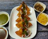 સમોસા ચાટ (Samosa Chaat Recipe in Gujarati) રેસીપી સ્ટેપ9ફોટો