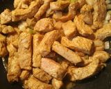 A picture of step 2 of White pepper Pork Stirfry.