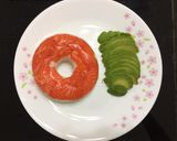 A picture of step 5 of Sushi Donut.