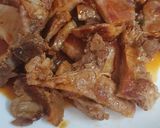 Hình bước làm 4 của món Thịt chân giò chiên nước mắm