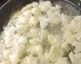 A picture of step 1 of Crispy Saucy Cauliflower.
