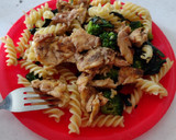 Foto del paso 6 de la receta: Brócoli con espinaca, pasta y pollo