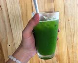 Hình bước làm 2 của món Nước ép Cần Tây + Thơm + Táo