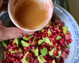 Foto del paso 3 de la receta: Ensalada de atún con aguacate y granada