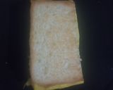 Foto langkah ke 6 dari resep Sandwich Roti Telur Lipat.