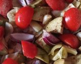 Csirkeszárnyak zöldségágyon recept fázis 3 fotója