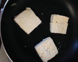 A picture of step 5 of Japanese style tofu steak.