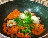 A picture of step 3 of Chicken Hot and Sour Soup.