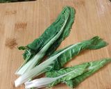 Foto del paso 1 de la receta: Tallos de Acelga en escabeche