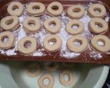 Foto langkah ke 4 dari resep Donat Tape.