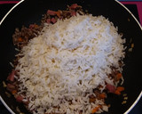 Foto del paso 3 de la receta: Arroz blanco con picadillo de ternera y fuet