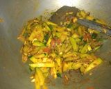 কুমড়ো দিয়ে চিংড়ি মাছের ঝাল (Kumro Diye Chingri macher Jhal recipe in Bengali) রেসিপি ধাপ - 5 ছবি
