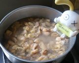 Foto langkah ke 2 dari resep Tumis Kulit Singkong dengan Kulit Ayam.