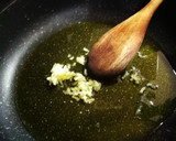 Foto del paso 1 de la receta: Pechuga de pollo con espinaca al limón sobre pasta- diet