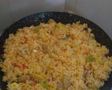 Foto langkah ke 2 dari resep Nasi goreng bakso anak kos.
