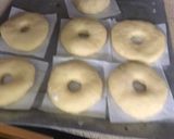 Foto langkah ke 4 dari resep Donat kentang super lembut dan empuk.