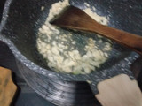 Telur kuah tomat