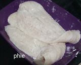 Foto langkah ke 2 dari resep Chinese pan fried fish with soy sauce - ikan dengan kecap asin.