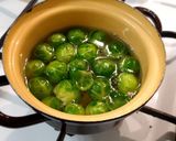 Csirkemell pikáns vajmártásban, pirított kelbimbóval recept fázis 2 fotója