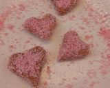 Foto del paso 4 de la receta: Cocadas con manjar (forma de corazón) románticas