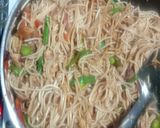 মিক্স চাউমিন(mix chow mein recipe in Bengali) রেসিপি ধাপ - 12 ছবি