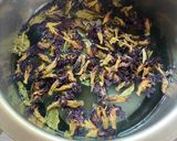 A picture of step 1 of Blue Fried Rice.