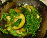 A picture of step 3 of Baingan palak ki sabji.