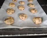 Foto langkah ke 4 dari resep Soft Baked chewy Chocolate Cookies.
