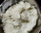 A picture of step 2 of Palak pulao.