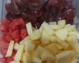 Foto langkah ke 4 dari resep Salad buah yogurt.