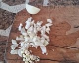 Foto del paso 1 de la receta: Tarta agridulce de pollo y durazno con ciruelas pasas