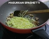 Foto langkah ke 8 dari resep Spaghetti Carbonara Super Simple Bahan Sederhana.