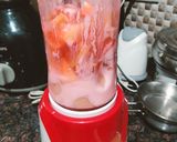 A picture of step 2 of Papaya, banana and chia seeds Smoothie.
