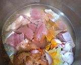 A picture of step 1 of Chukandar Palak Gosht.