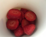 Foto del paso 2 de la receta: Batido de fresas, sin azúcar!!