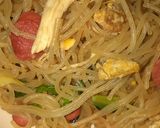 Foto langkah ke 3 dari resep Bihun goreng sederhana modal 15 rb.