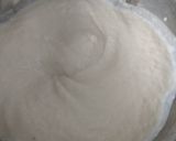 A picture of step 1 of દહીંવડા.