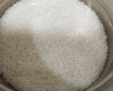 A picture of step 1 of Matar Pulao (Peas Pulao).