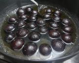 સ્ટફ્ડ કાલાજામુન (Stuffed Kalajamun recipe in Gujarati) રેસીપી સ્ટેપ8ફોટો