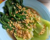 Foto langkah ke 4 dari resep Tumis Pakcoy Bawang Putih.