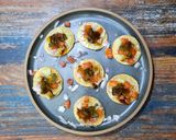 A picture of step 3 of Sev Puri.