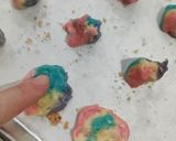 Foto langkah ke 9 dari resep Kue Kering Sagu Keju Rainbow.