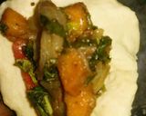 A picture of step 4 of Vegetable stuffed buns by R@shows Cuisine.