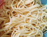 Hình bước làm 2 của món Pasta with Bolognese sauce (Mì Ý sốt thịt bò bằm)